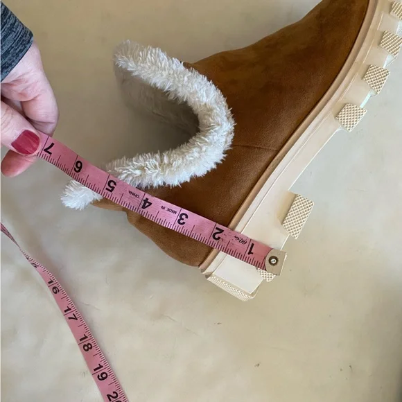 Free People Boots Womens Size 8 FR x FP Vegan Suede Fuzzy Slip On Camel Cream - Picture 6 of 13